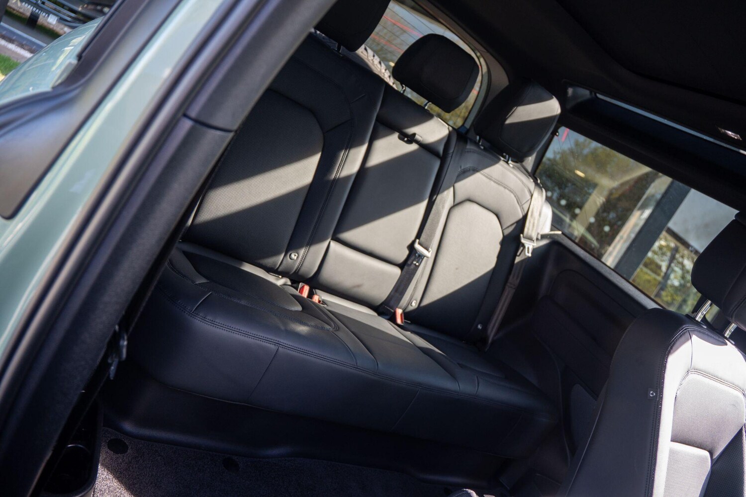 Used Land Rover Defender 90 2023 for sale - 78156768: Photo 23