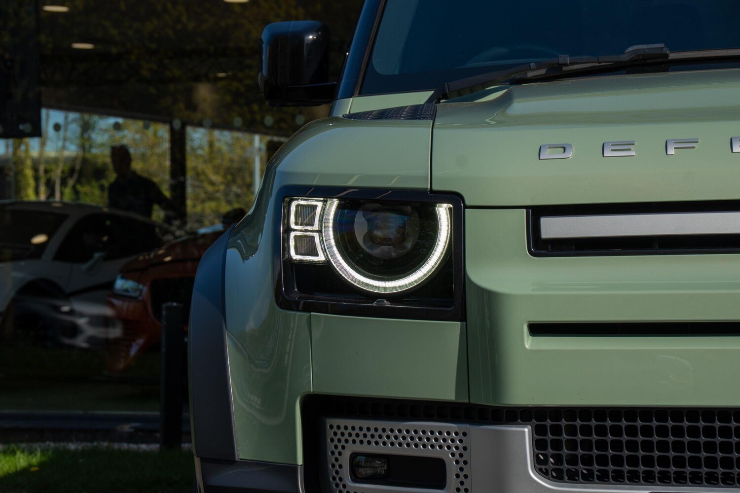 Used Land Rover Defender 90 2023 for sale - 78156768: Photo 25