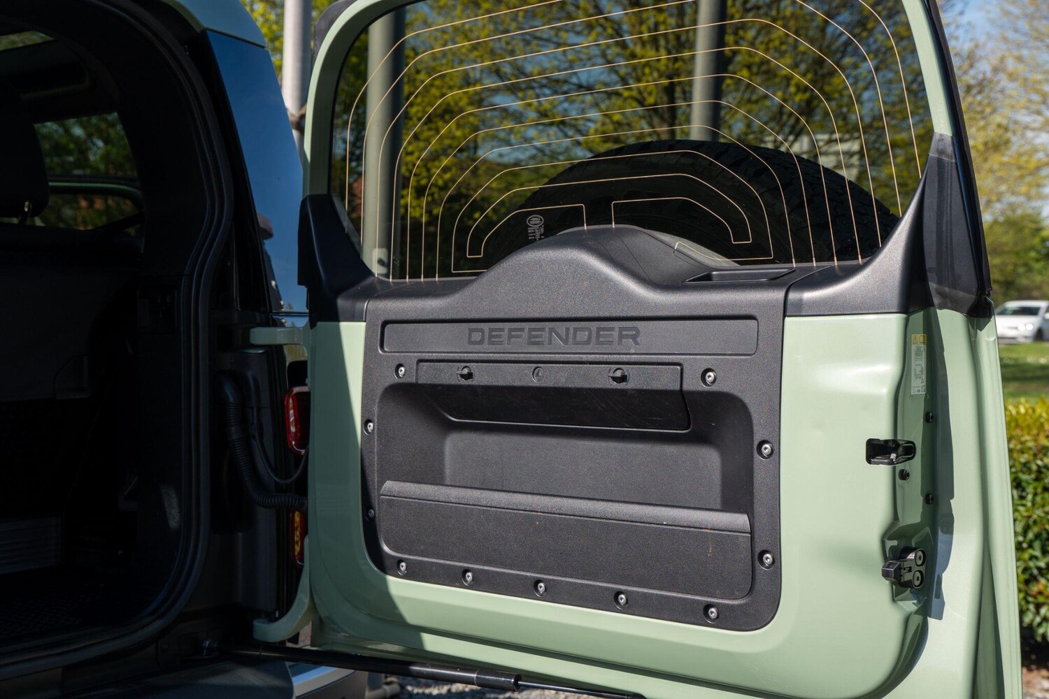 Used Land Rover Defender 90 2023 for sale - 78156768: Photo 31