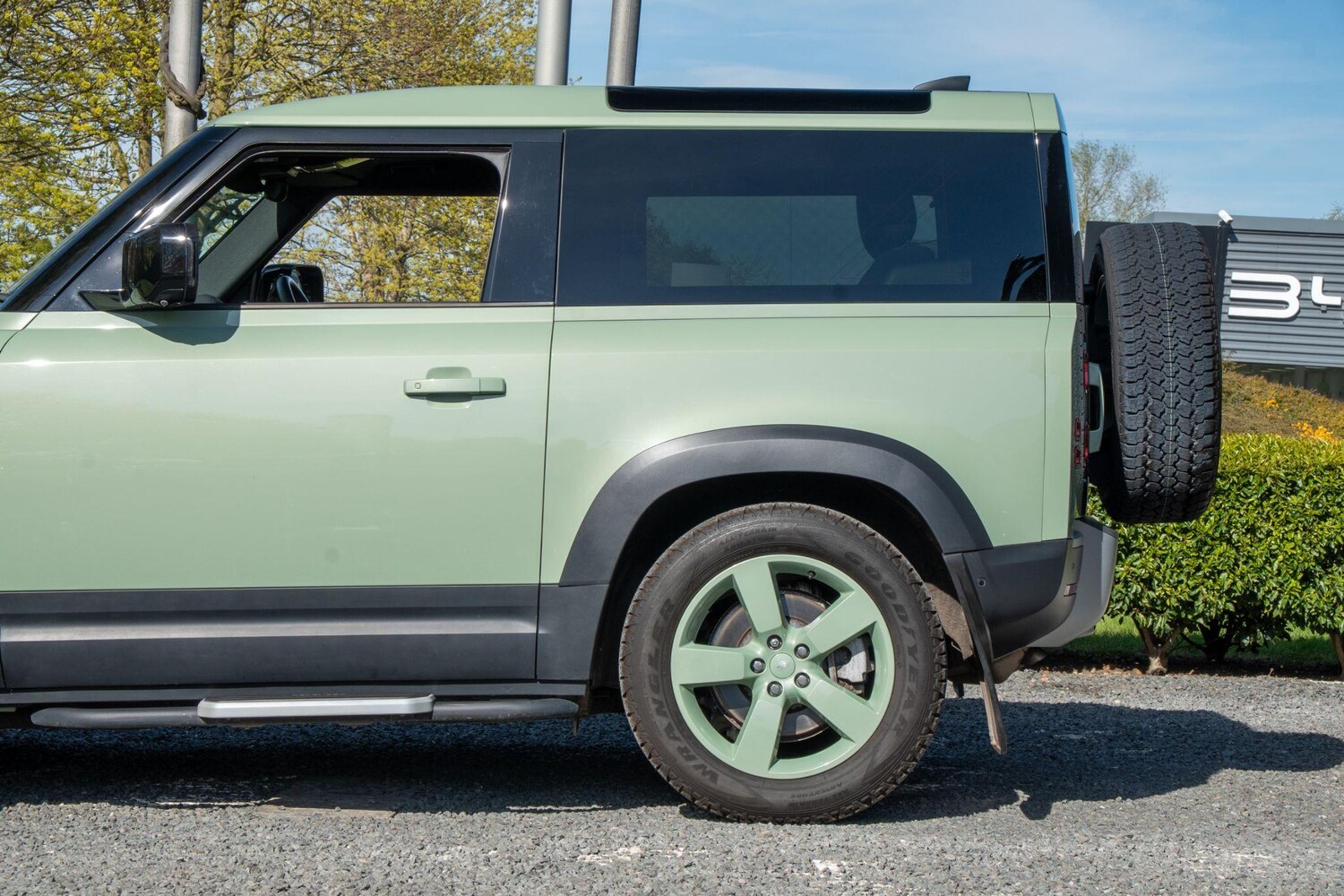 Used Land Rover Defender 90 2023 for sale - 78156768: Photo 35