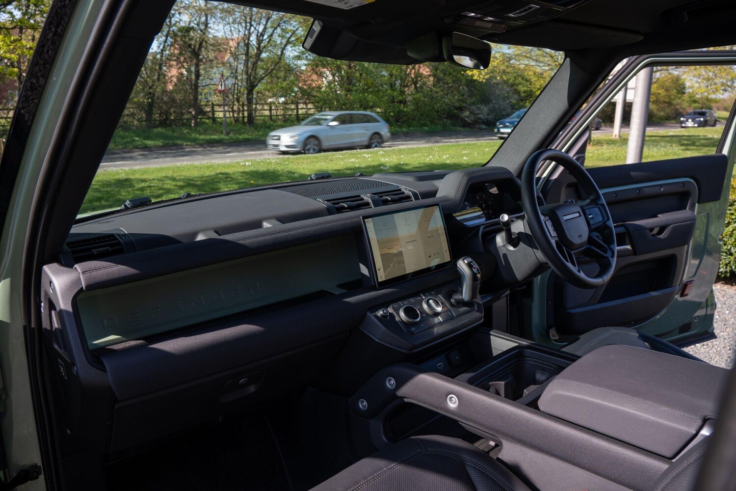 Used Land Rover Defender 90 2023 for sale - 78156768: Photo 40