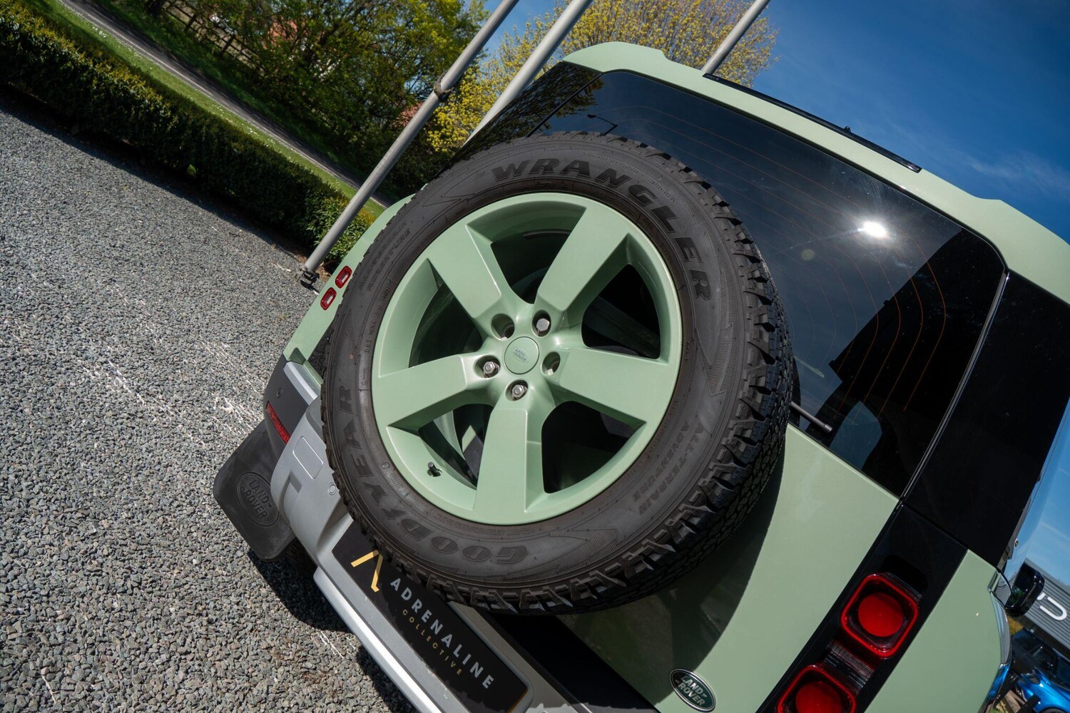 Used Land Rover Defender 90 2023 for sale - 78156768: Photo 46