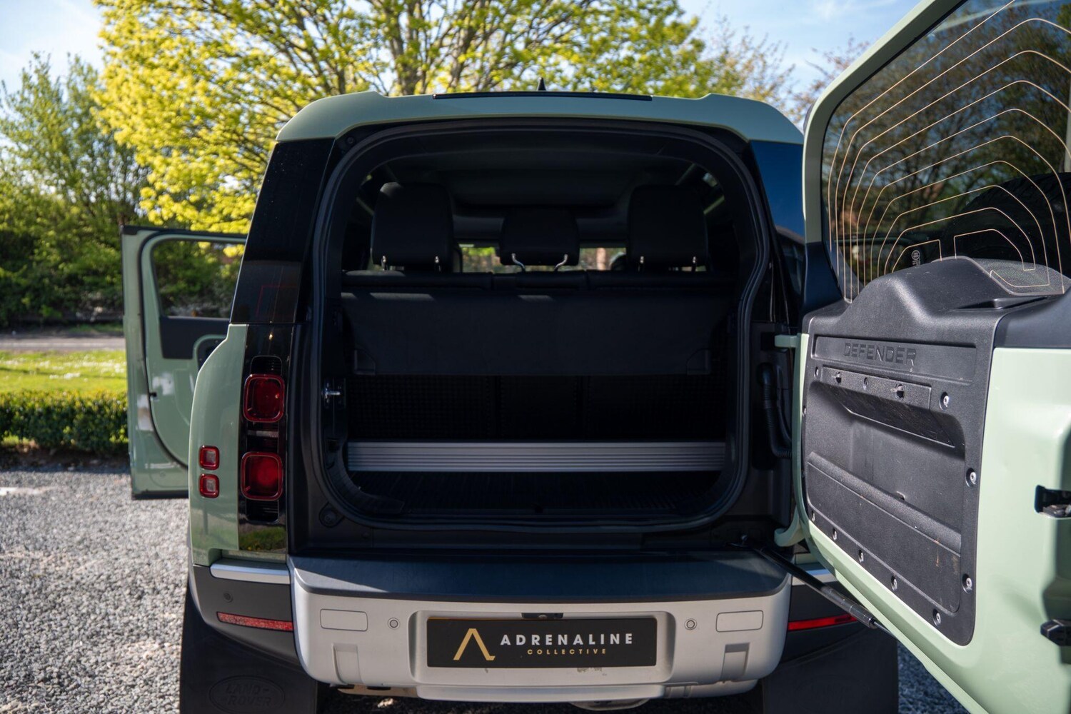 Used Land Rover Defender 90 2023 for sale - 78156768: Photo 53