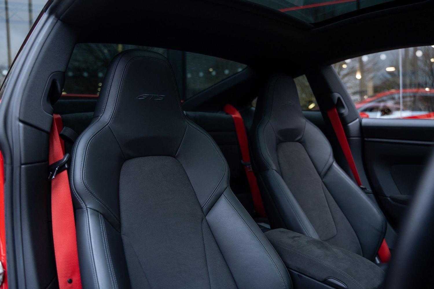 Used Porsche 911 2023 for sale - 77575426: Photo 4