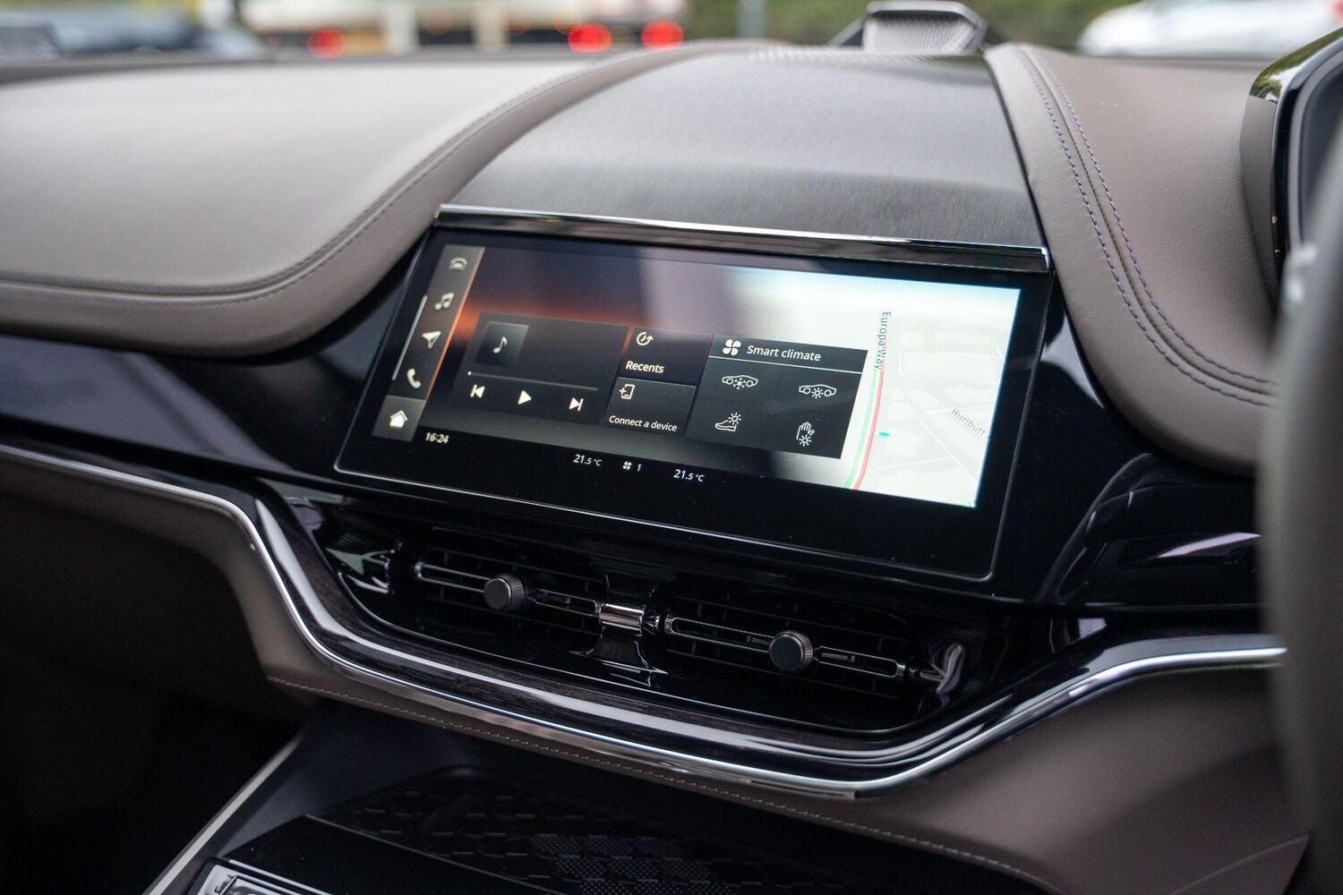 Used Aston Martin DBX 2025 for sale - 77574733: Photo 44