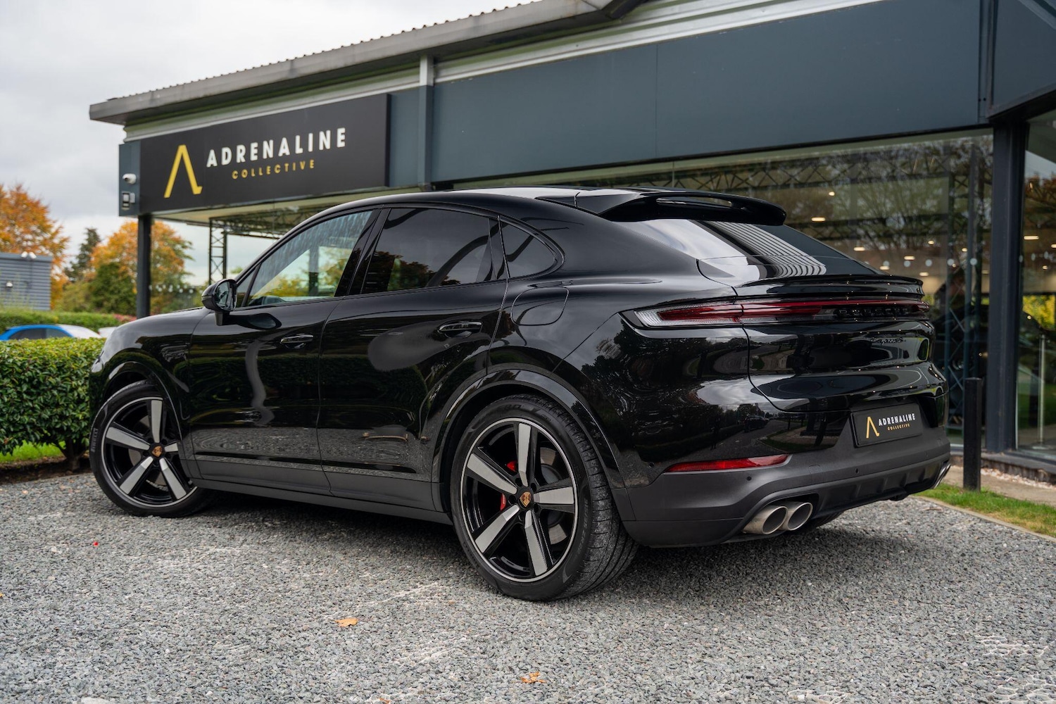 Used Porsche Cayenne 2024 for sale - 77573985: Photo 2