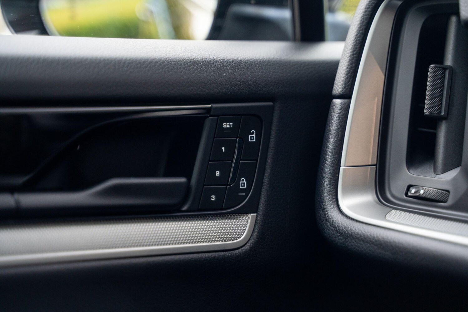 Used Porsche Cayenne 2024 for sale - 77573985: Photo 30