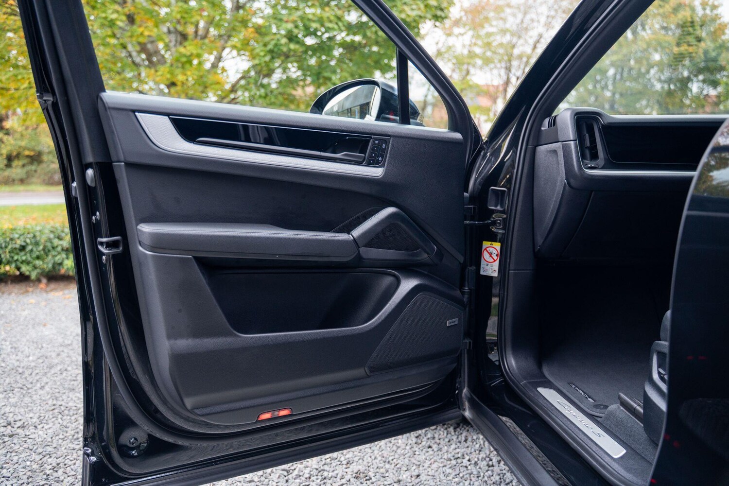 Used Porsche Cayenne 2024 for sale - 77573985: Photo 32