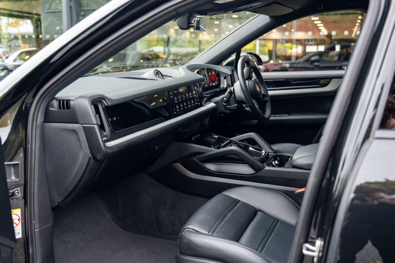 Used Porsche Cayenne 2024 for sale - 77573985: Photo 38