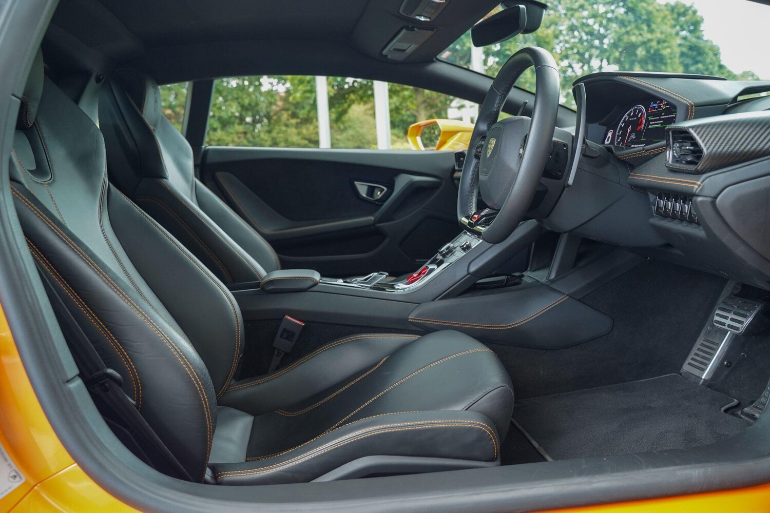 Used Lamborghini Huracan 2018 for sale - 77575151: Photo 45