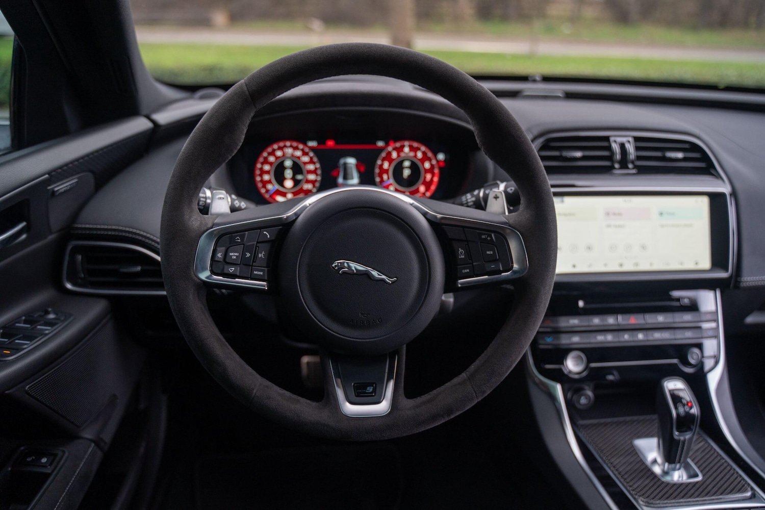 Used Jaguar XE 2020 for sale - 77637505: Photo 3