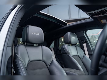 Used Porsche Macan 2023 for sale - 77574939: Photo