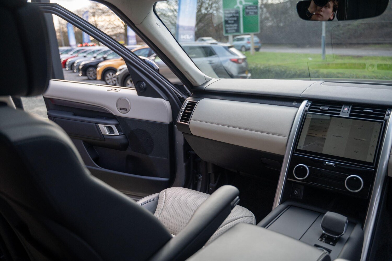 Used Land Rover Discovery 2025 for sale - 77575277: Photo 13