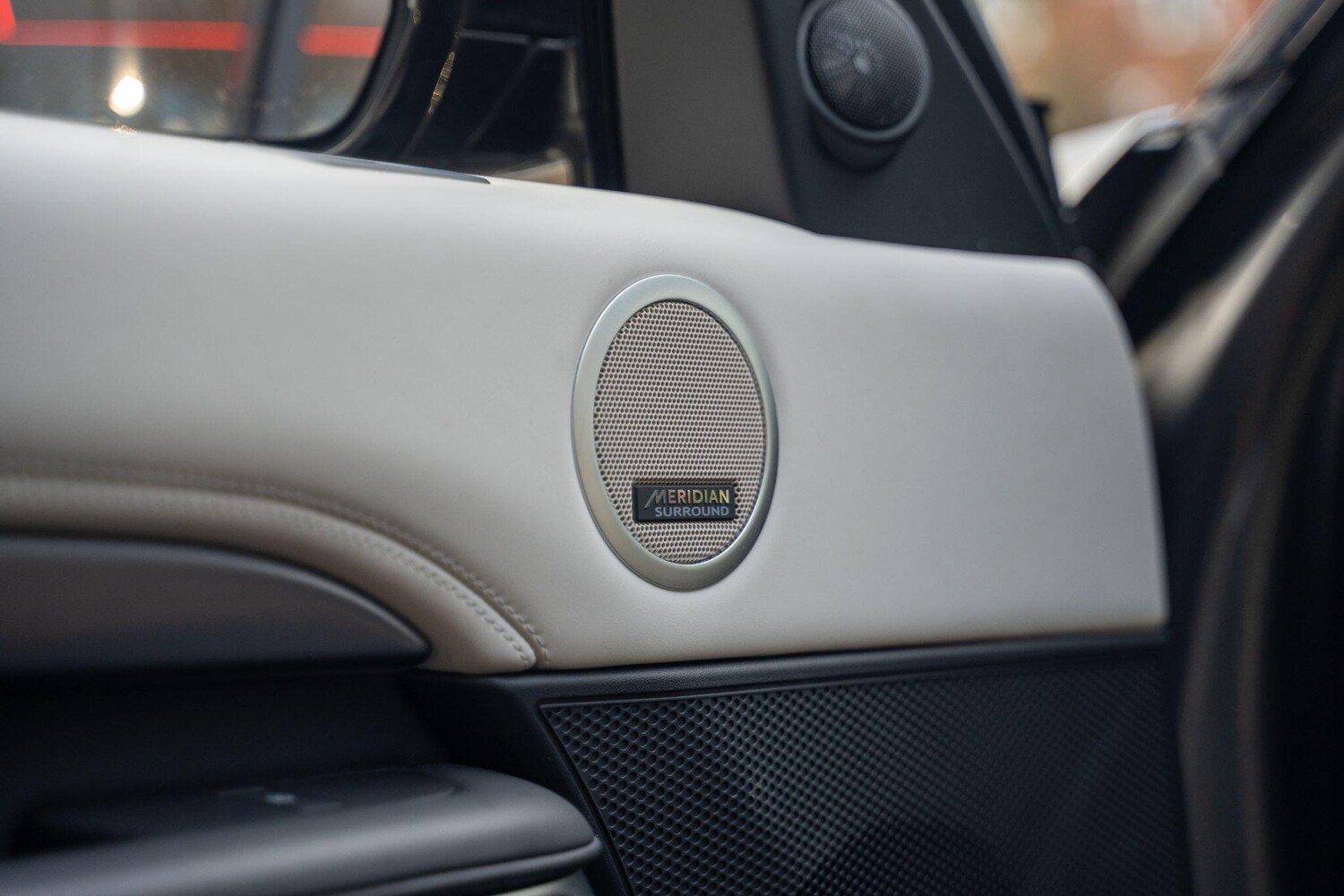 Used Land Rover Discovery 2025 for sale - 77575277: Photo 23