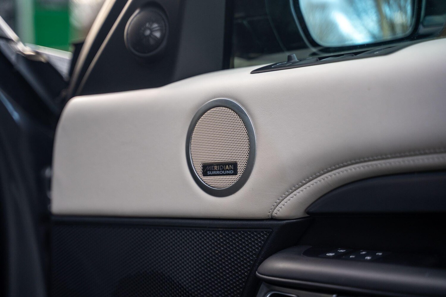 Used Land Rover Discovery 2025 for sale - 77575277: Photo 27