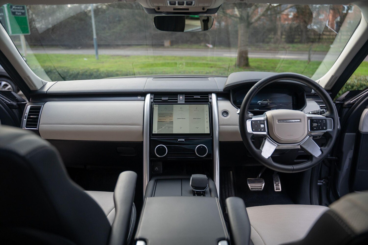 Used Land Rover Discovery 2025 for sale - 77575277: Photo 40