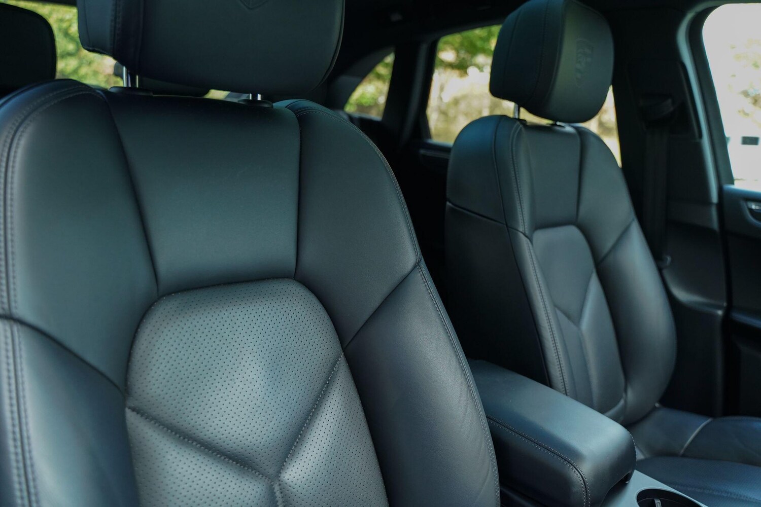 Used Porsche Macan 2020 for sale - 77574404: Photo 28