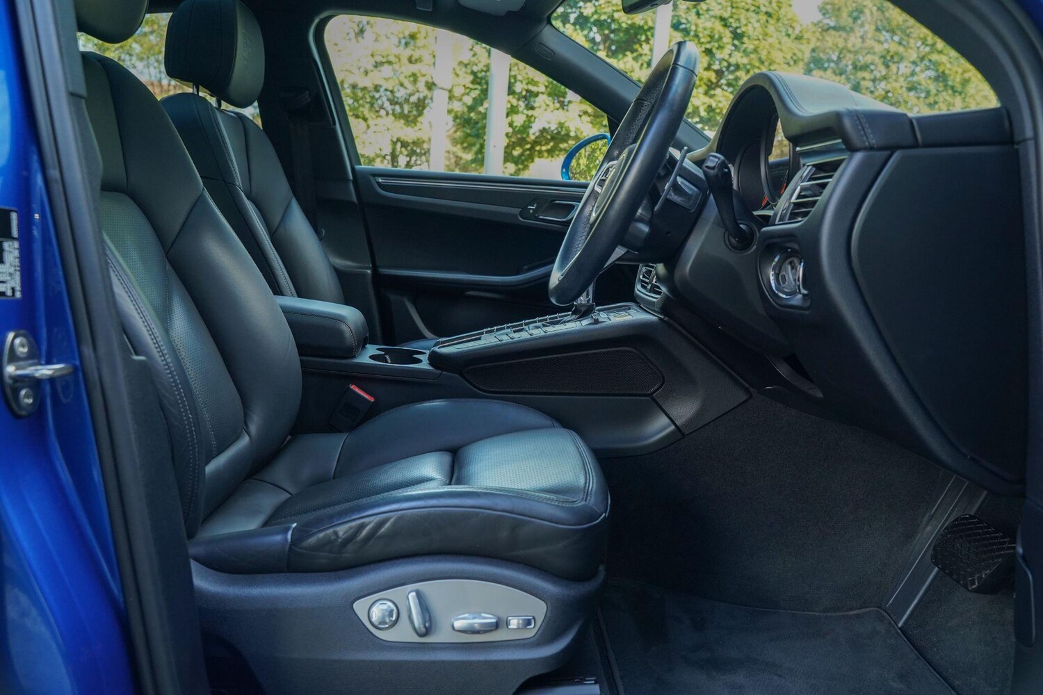 Used Porsche Macan 2020 for sale - 77574404: Photo 29