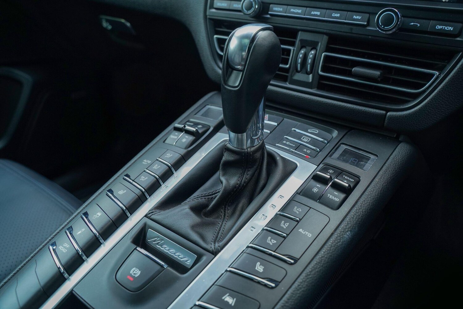 Used Porsche Macan 2020 for sale - 77574404: Photo 30