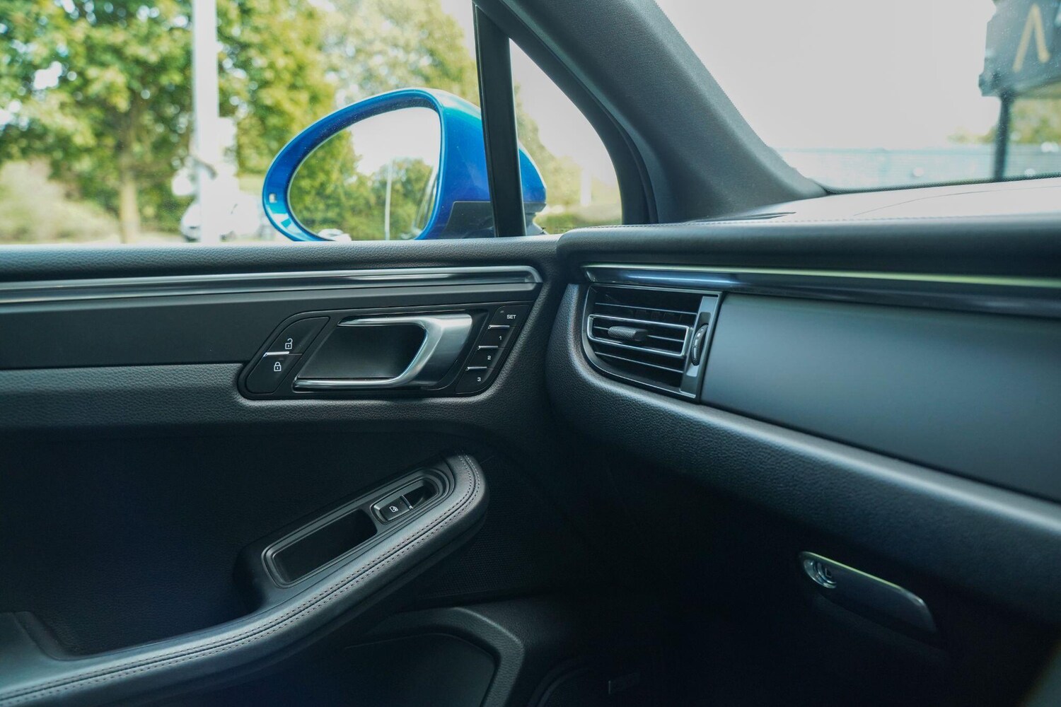 Used Porsche Macan 2020 for sale - 77574404: Photo 37