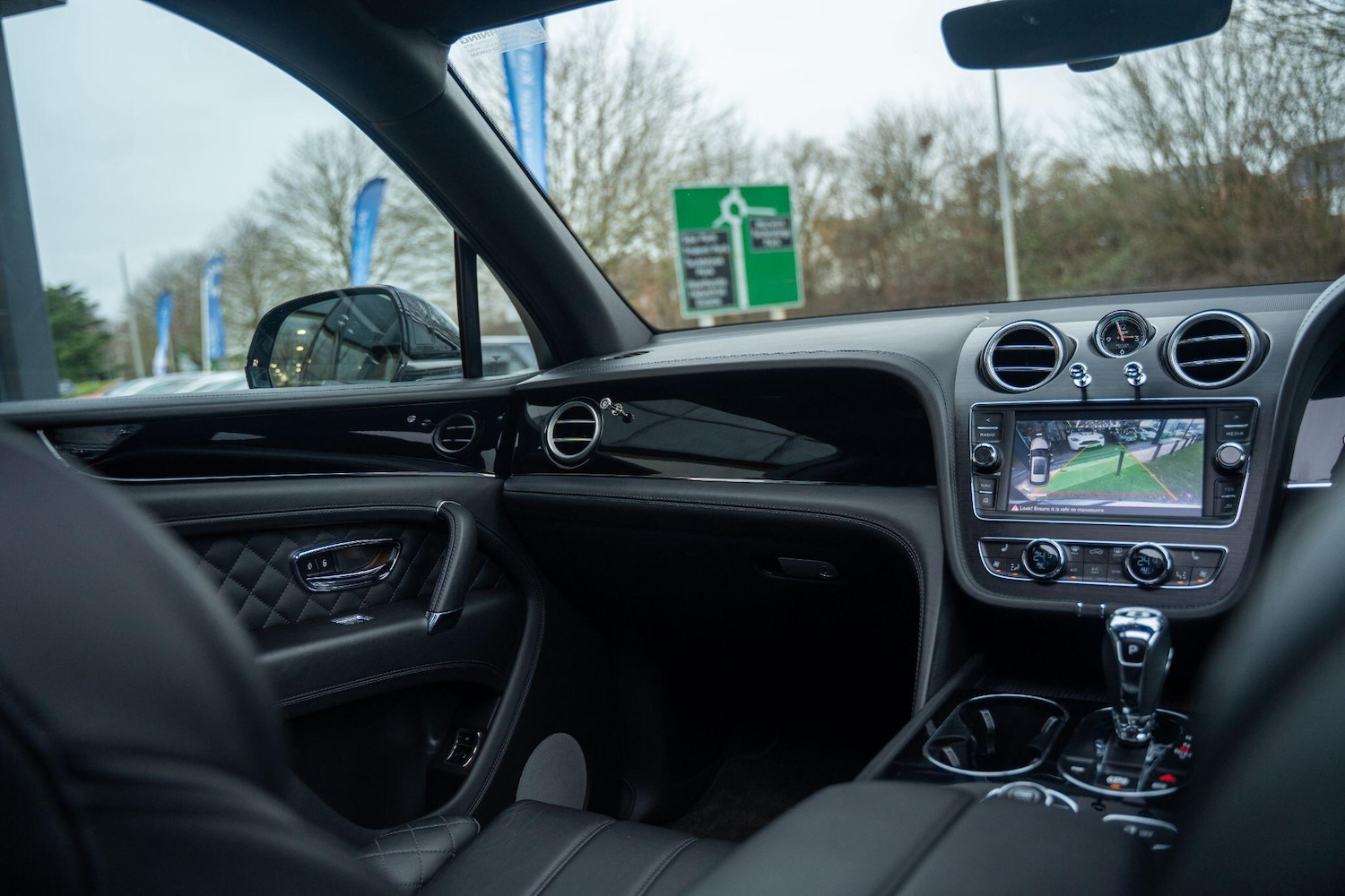 Used Bentley Bentayga 2018 for sale - 77574737: Photo 16