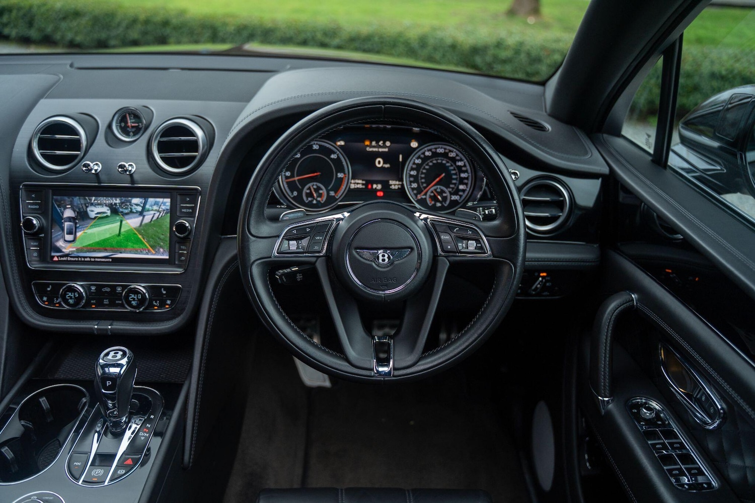 Used Bentley Bentayga 2018 for sale - 77574737: Photo 3