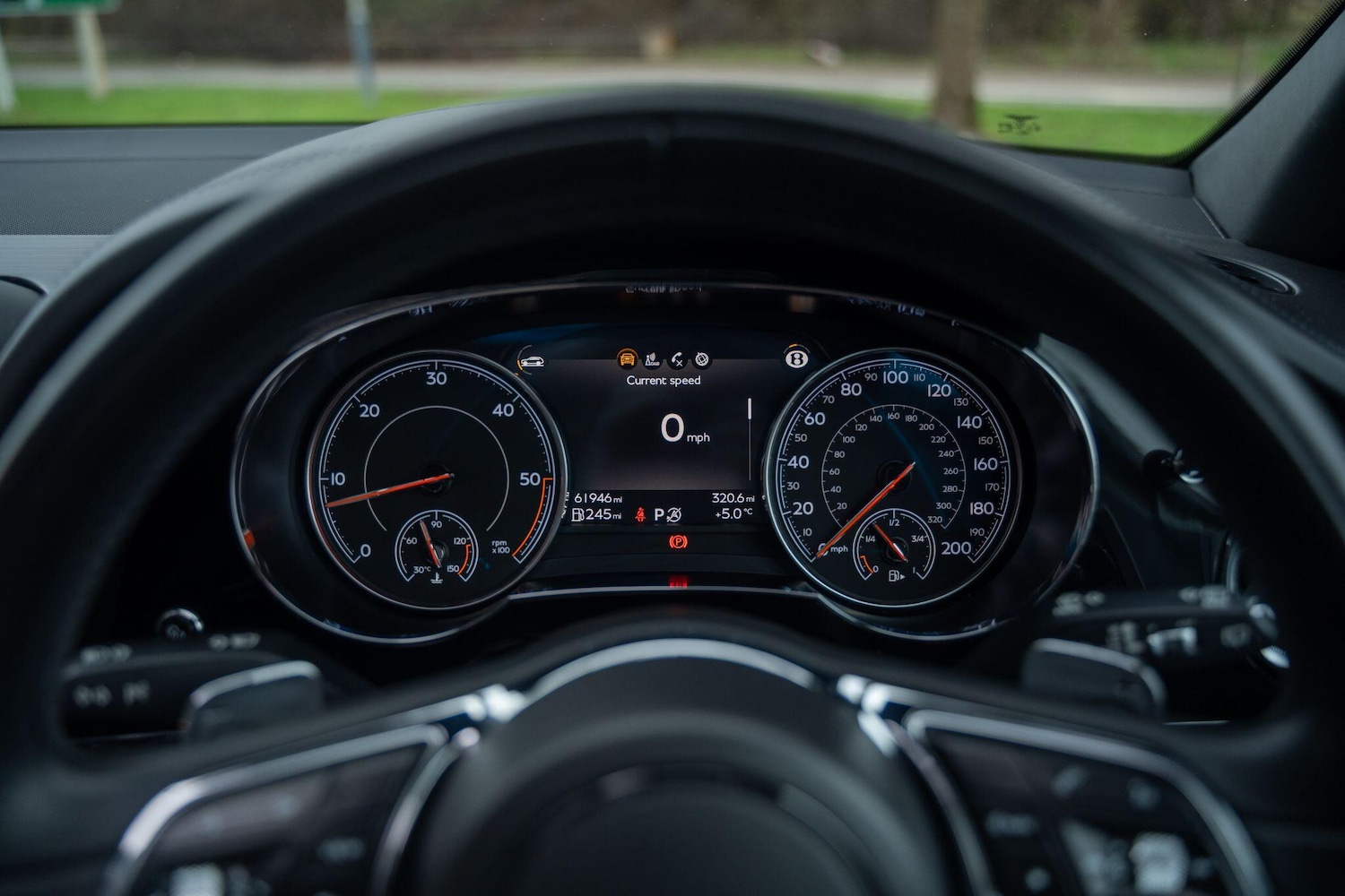 Used Bentley Bentayga 2018 for sale - 77574737: Photo 40