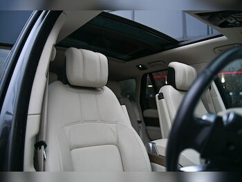 Used Land Rover Range Rover 2019 for sale - 77768831: Photo