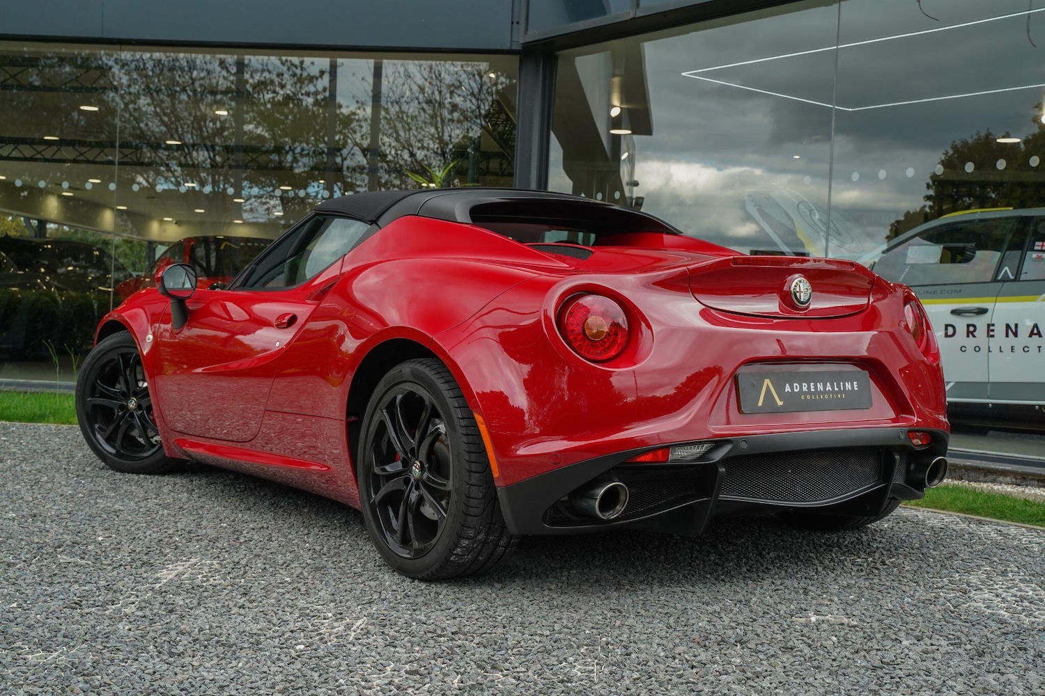 Used Alfa Romeo 4C 2016 for sale - 77574381: Photo 2
