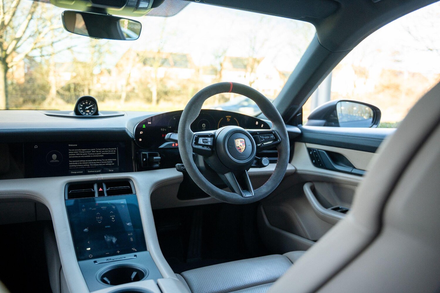 Used Porsche Taycan 2020 for sale - 77575090: Photo 15