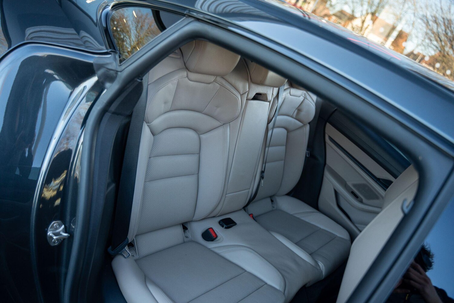 Used Porsche Taycan 2020 for sale - 77575090: Photo 18