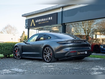 Used Porsche Taycan 2020 for sale - 77575090: Photo