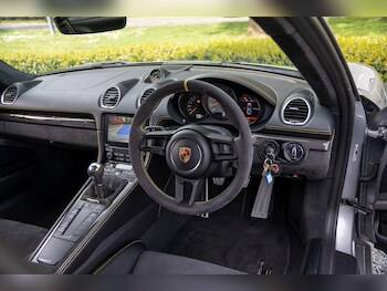 Used Porsche 718 Cayman 2019 for sale - 78171462: Photo