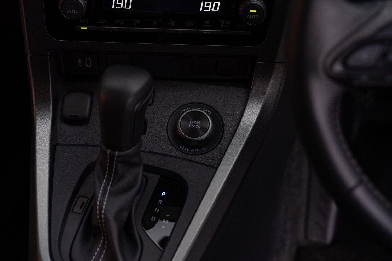 Used Toyota Yaris for sale - 77574396: Photo 32