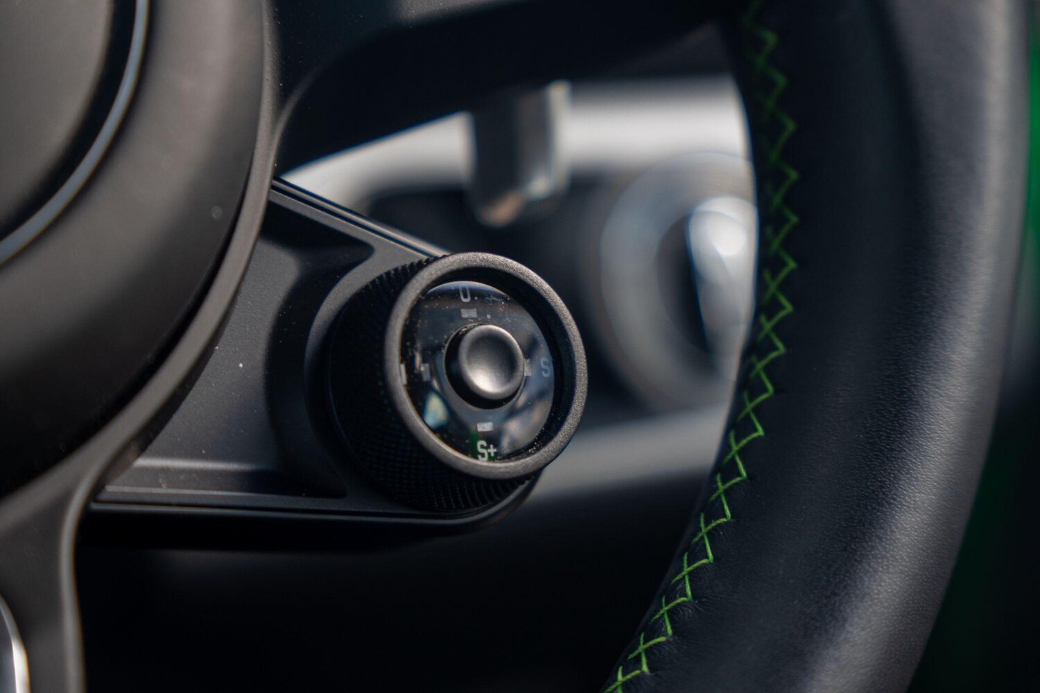 Used Porsche 718 Cayman 2023 for sale - 78073166: Photo 25