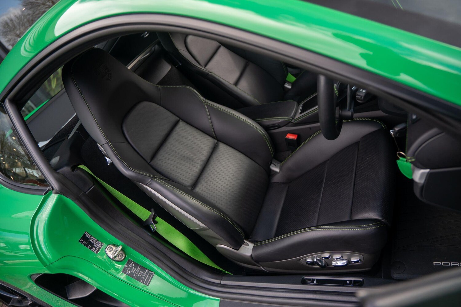 Used Porsche 718 Cayman 2023 for sale - 78073166: Photo 4