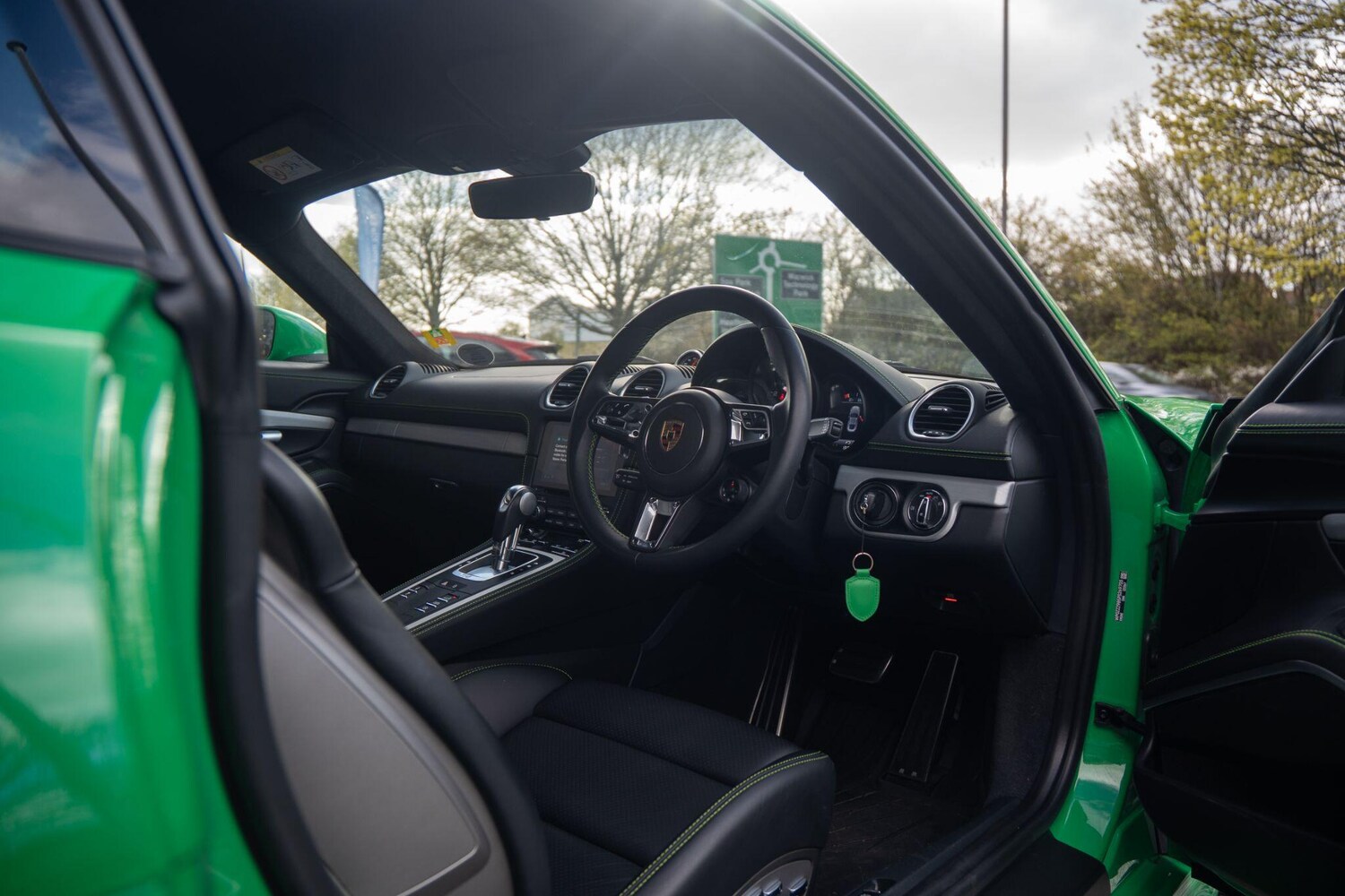 Used Porsche 718 Cayman 2023 for sale - 78073166: Photo 44