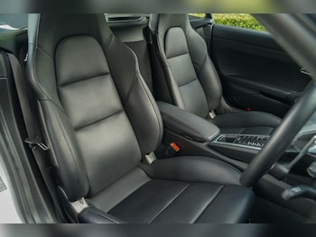 Used Porsche Cayman 2022 for sale - 77612056: Photo