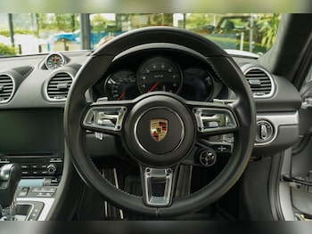 Used Porsche Cayman 2022 for sale - 77612056: Photo