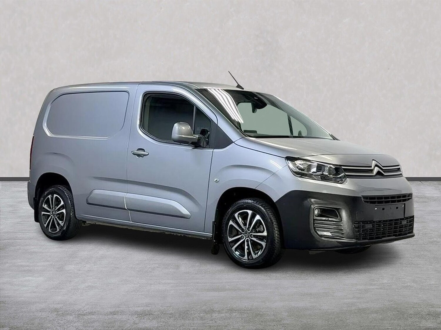 Used Citroen Berlingo 2020 for sale - 76335187: Photo 1