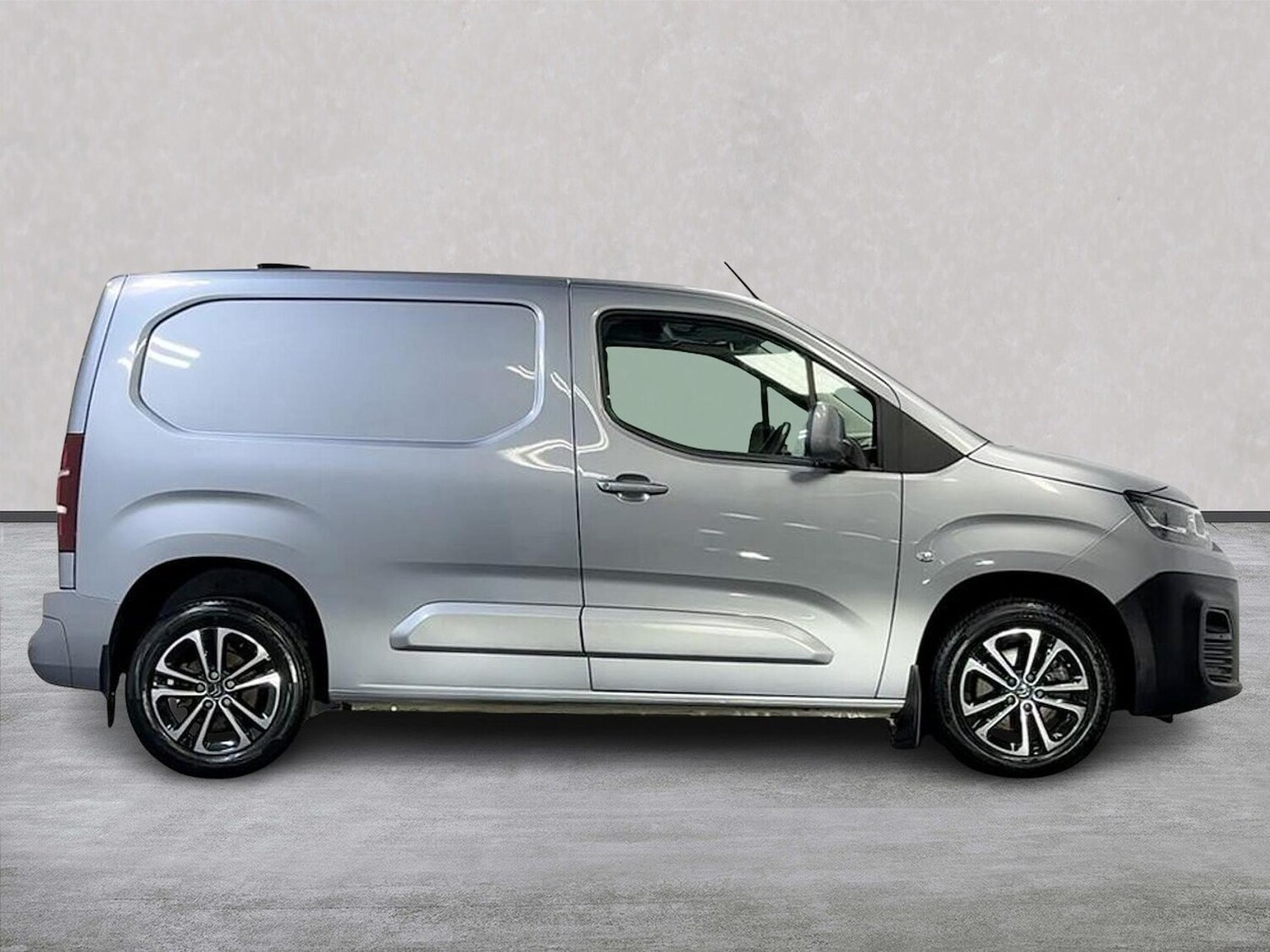 Used Citroen Berlingo 2020 for sale - 76335187: Photo 3