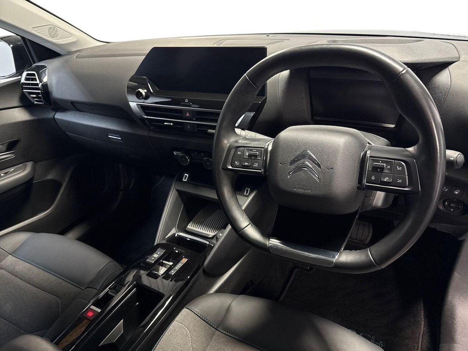 Used Citroen C4 2023 for sale - 77488838: Photo 15