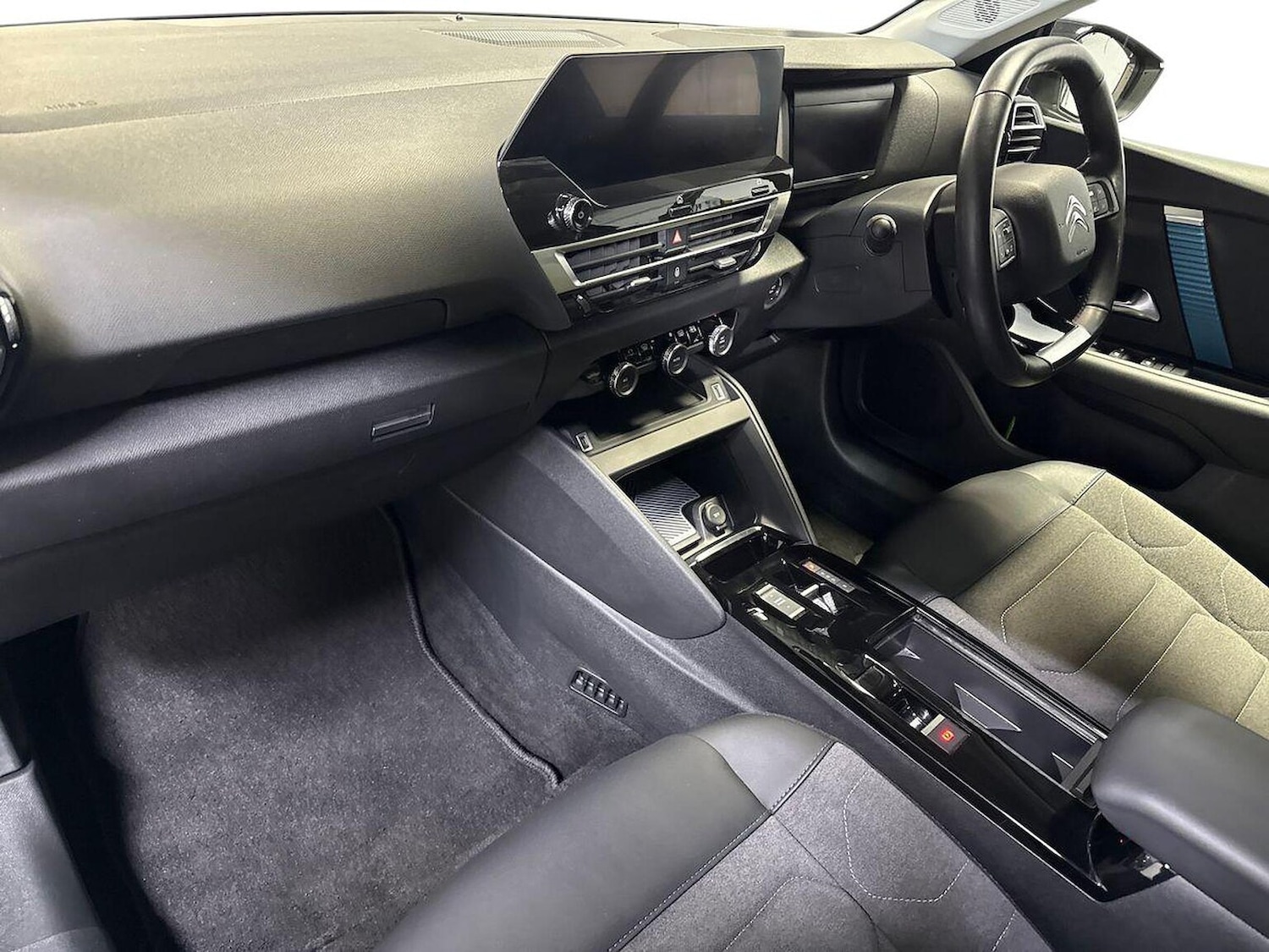 Used Citroen C4 2023 for sale - 77488838: Photo 7