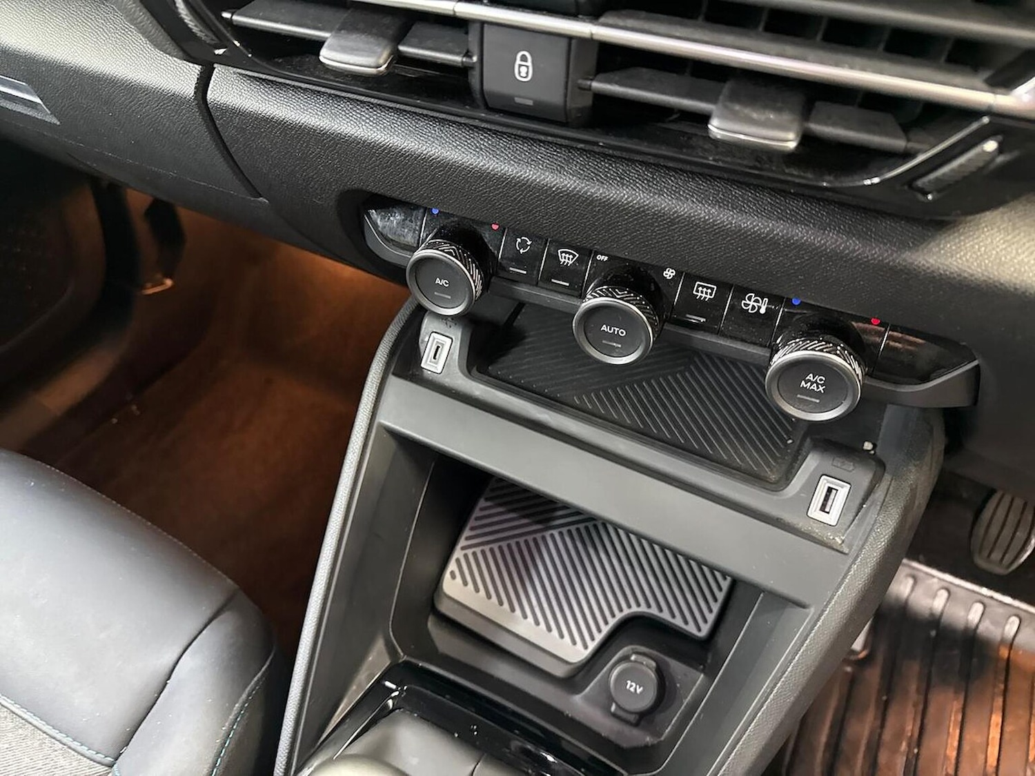 Used Citroen C4 2024 for sale - 77901580: Photo 12