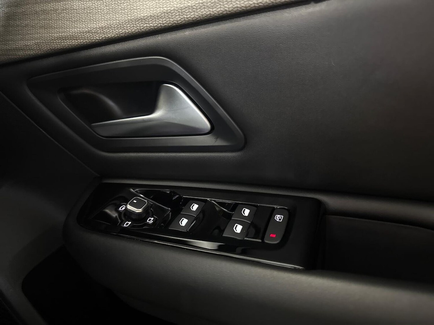 Used Citroen C5 X 2024 for sale - 76490756: Photo 21