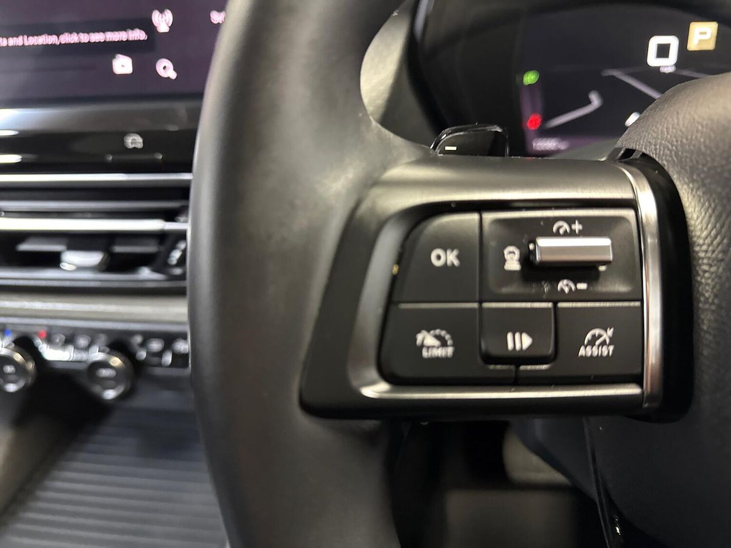 Used Citroen C5 X 2024 for sale - 76490756: Photo 24