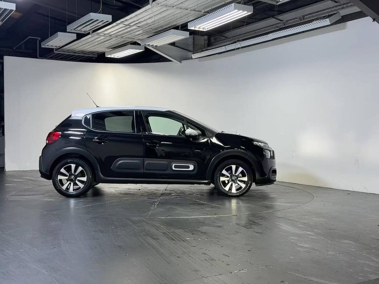 Used Citroen C3 2024 for sale - 76863993: Photo 3