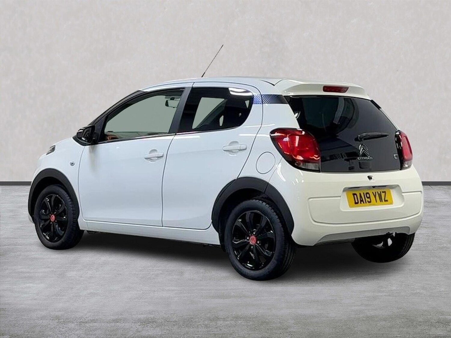 Used Citroen C1 2019 for sale - 76207457: Photo 2