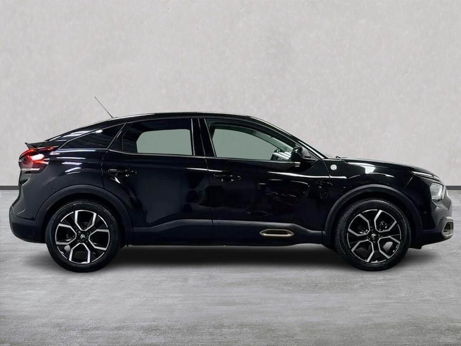 Used Citroen C4 2023 for sale - 77707423: Photo 3