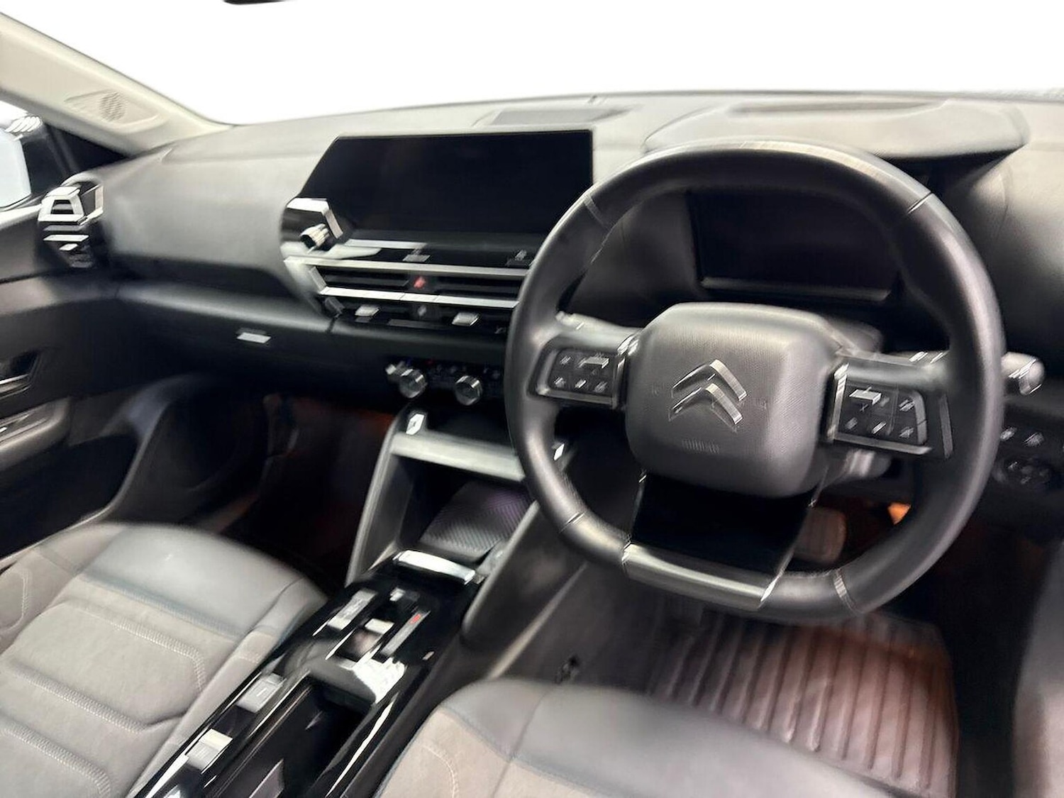 Used Citroen C4 2023 for sale - 77707423: Photo 8